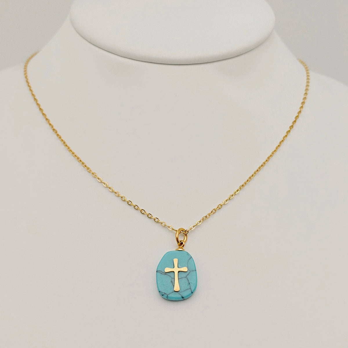 Cross Pendant Necklace