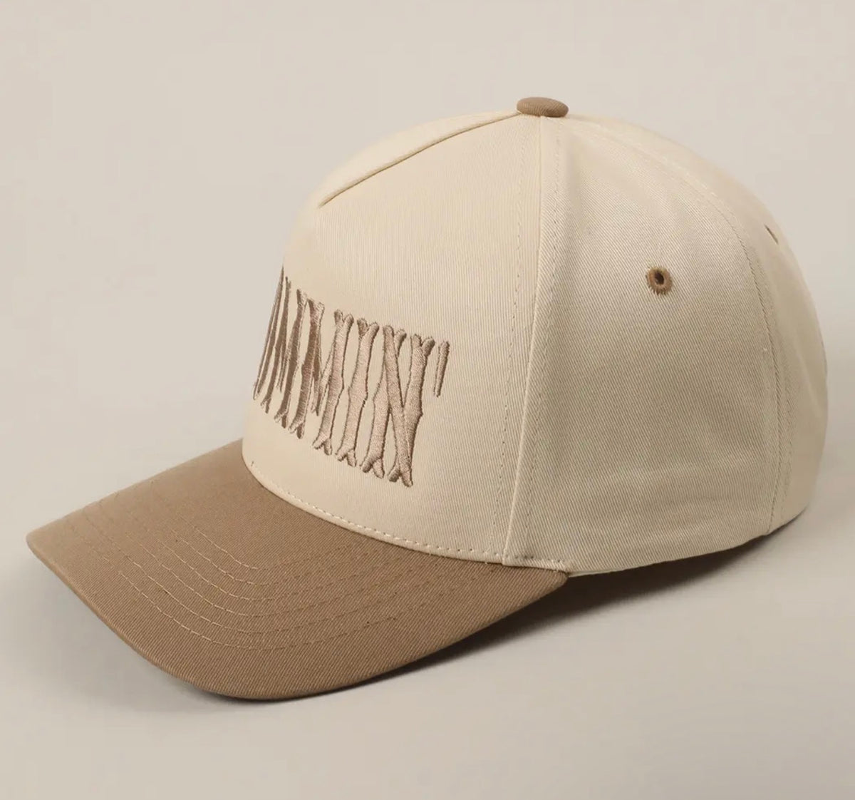 Mommin’ Trucker Hat